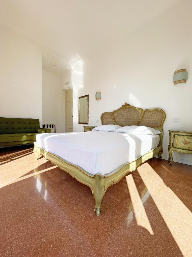 Isola - Smart Aparthotel Μεσίνα Εξωτερικό φωτογραφία