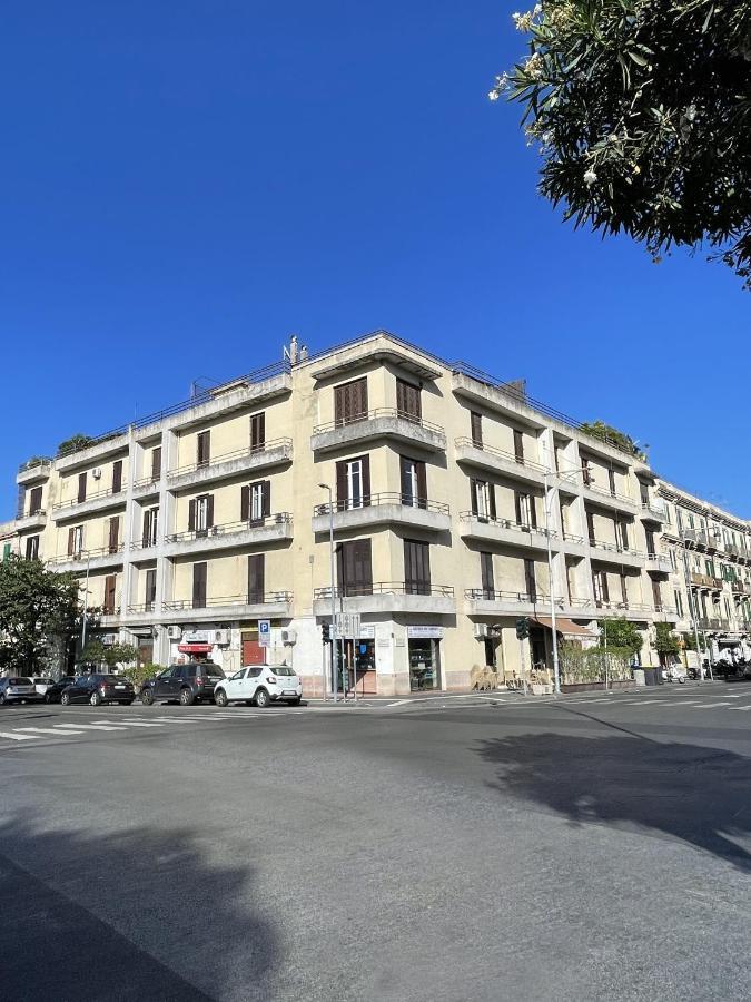 Isola - Smart Aparthotel Μεσίνα Εξωτερικό φωτογραφία